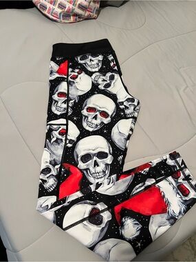 Constantly Varied Gear Black & White Performance Waistband Leggings